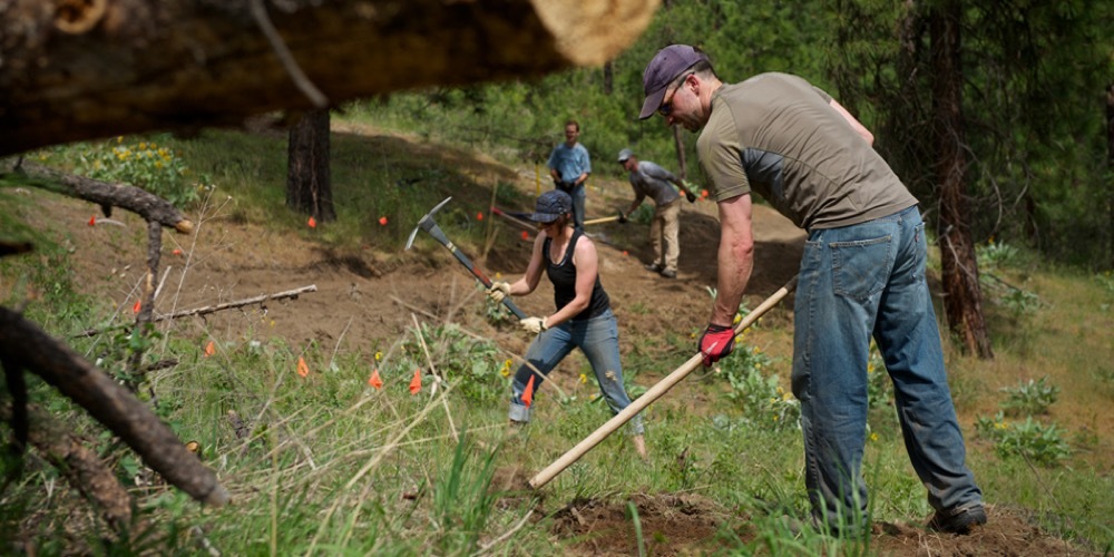 2024-07-23-trail-building-beacon-hill-002.jpg