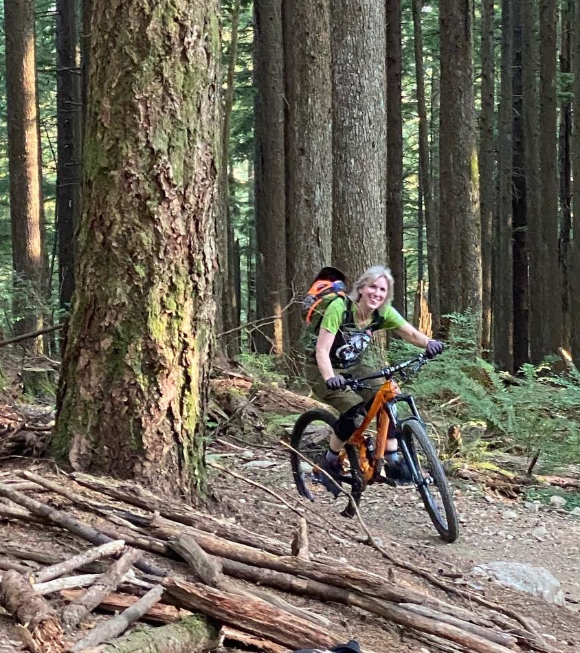 johnston_tami_bike_01.jpg